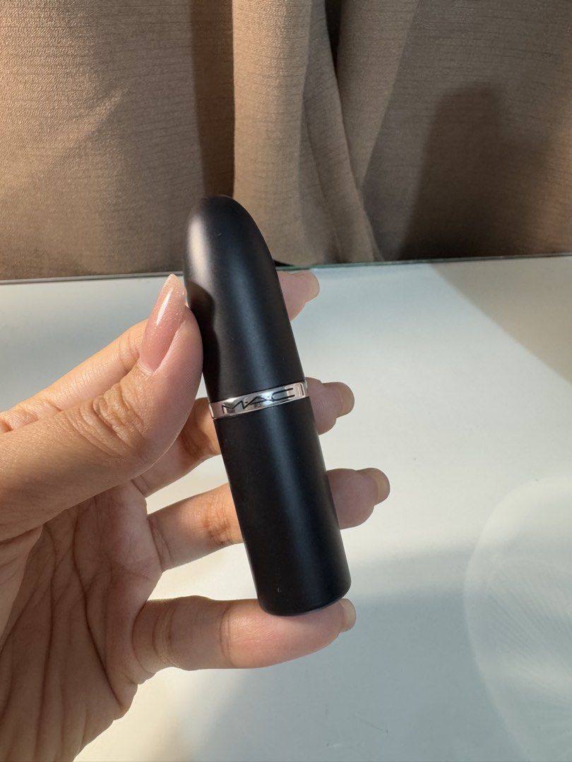 MAC Macximal Silky Matte Lipstick Full size shade Ruby Woo (Category: Makeup) located in Santo Tomas. Submitted by heyallysa (Listing ID 1428226645, Image 1). Description: Full Size Used twice Like new (disinfected using Kurin water and UV light).