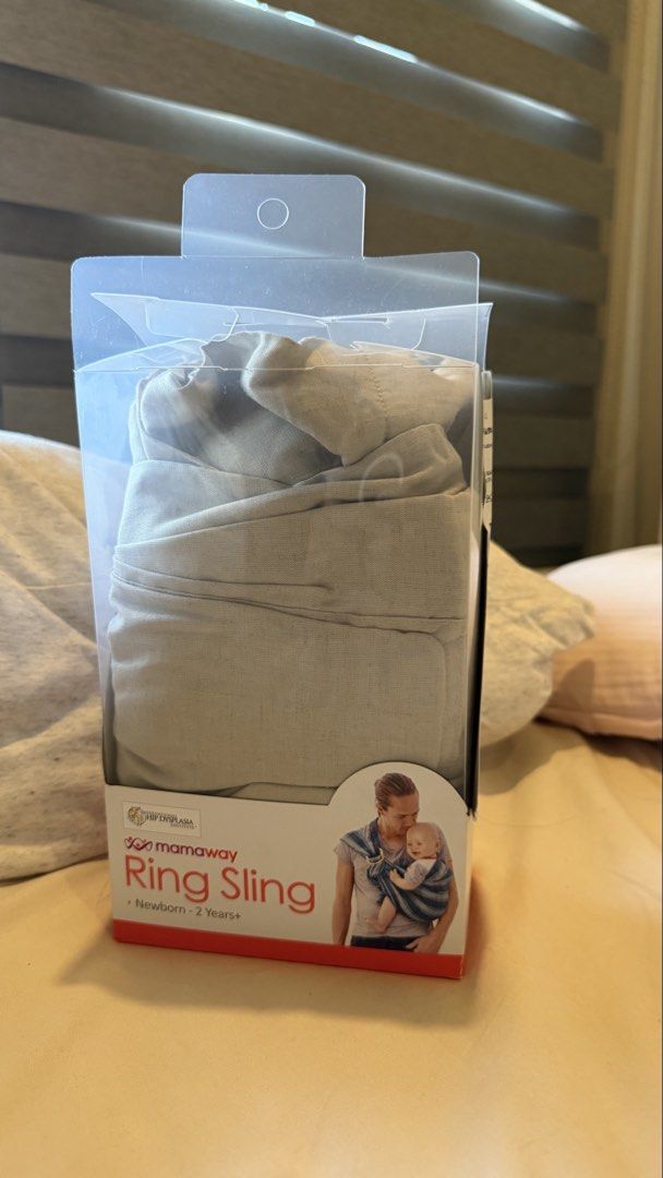 Mamaway Ring Sling (Category: Carriers & Slings) located in Pasig City. Submitted by esthermae.teotico (Listing ID 1428098652, Image 1). Description: Opened but unused .