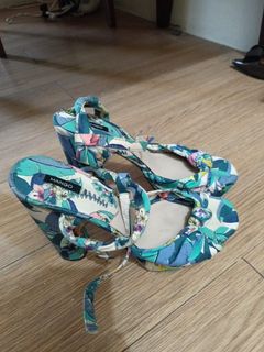 (Category: ) located in . Submitted by kristina.m (Listing ID 1428127036, Image 1). Description: .