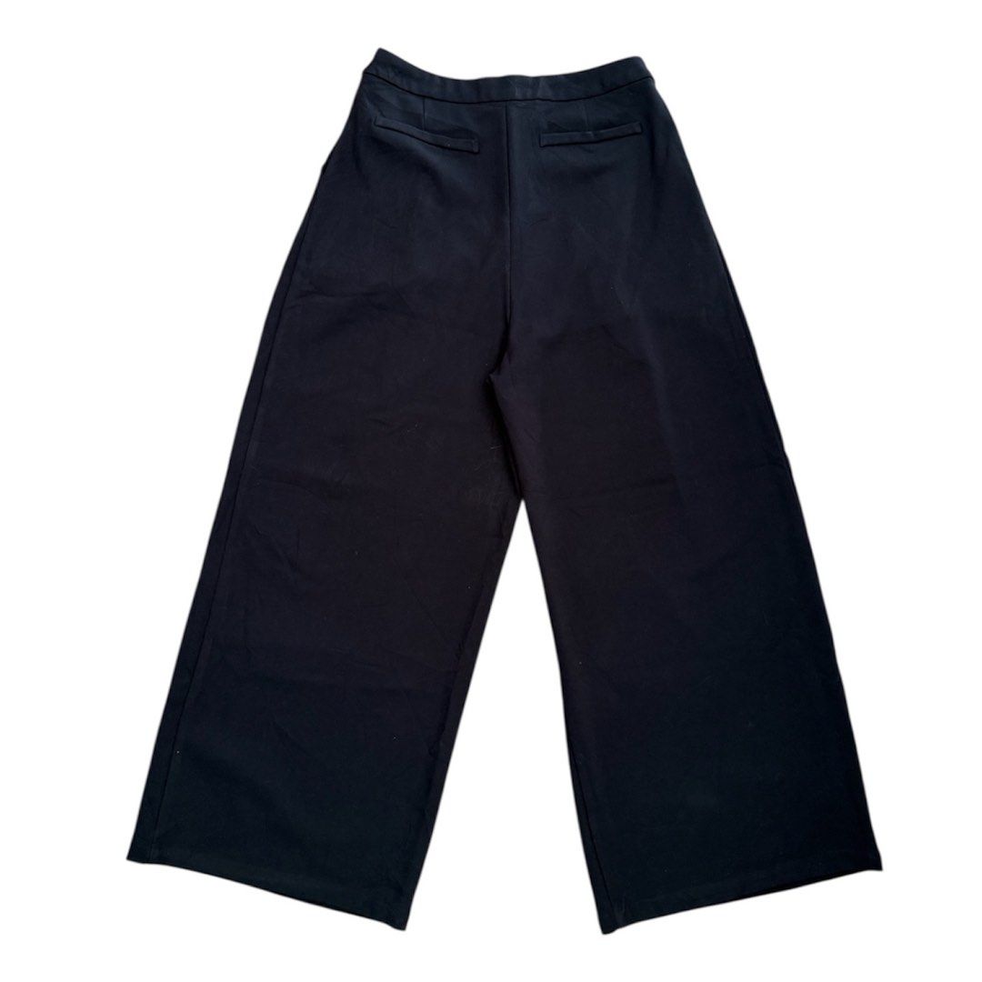 Mecha black baggy trousers (Category: Other Bottoms) located in Manila. Submitted by dja23 (Listing ID 1428210196, Image 3). Description: Width: 29 in Length: 40 in Leg hole: 14 in Used less than five times, no issue, back pocket not usable.
