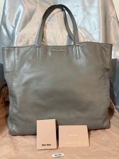 (Category: ) located in . Submitted by closet.confidenti0 (Listing ID 1428123885, Image 1). Description: .
