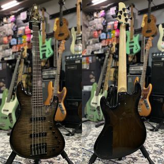 （分類：）位於 。 由 reunionguitarworkshop 提交（商品編號 1428239133，圖片 1）。簡介： 。
