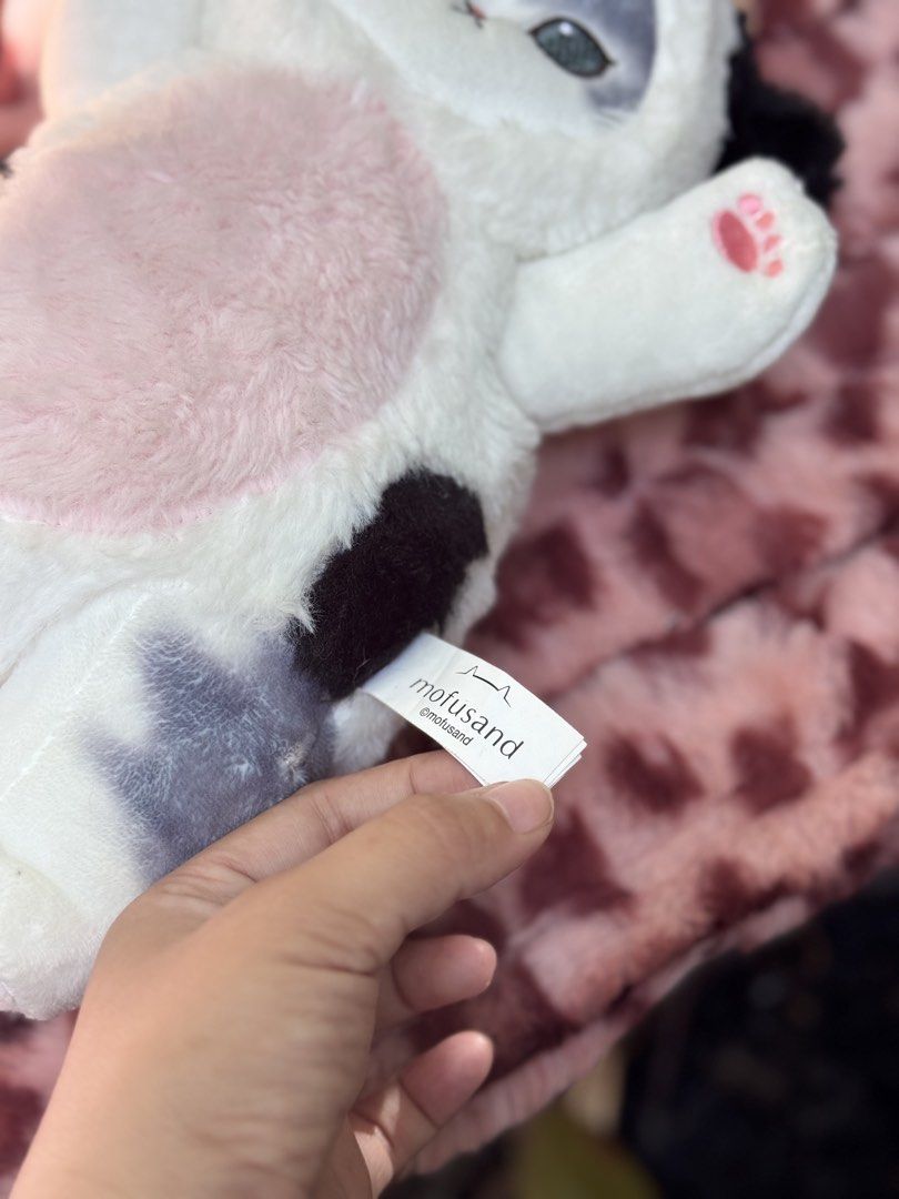 Mofusand Cat Cow Costume Plush (Category: Plushies & Soft Toys) located in Caloocan City. Submitted by raeccas.selections (Listing ID 1428120407, Image 3). Description: Location: North Caloocan MOD: J&T or Lalamove MOP: Gcash or bank transfer .
