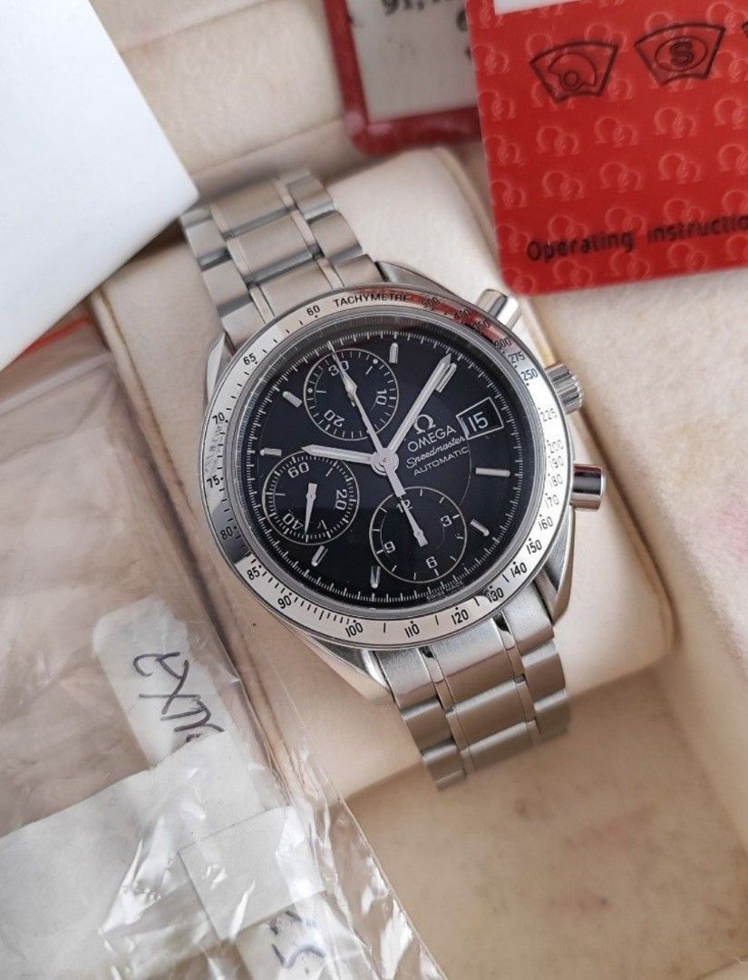 Original Omega Speedmaster (Category: Luxury Watches) located in San Juan City. Submitted by exclusivelyours (Listing ID 1428156872, Image 3). Description: Omega Speedmaster Date 39mm Automatic Ref 3513.50 2007, 59M serial 9.2/10 condition Inclusions: watch, original bracelet fit to approx 7.5" wrist, booklet, pictograms, Omega guarantee card, Omega replacement box and watch case *photo reference on 6.5" wrist.
