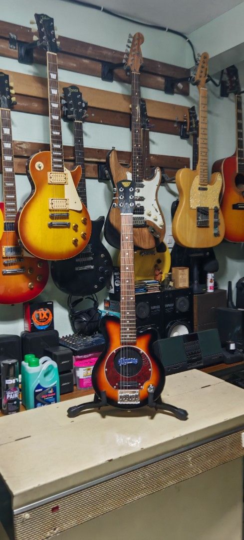 Pignose travel electric guitar (Category: Musical Instruments) located in Paranaque City. Submitted by yourhonorvoy (Listing ID 1428203781, Image 1). Description: Pignose travel electric guitar 15k only With soft case New arrival 👍Payment thru cash, bank transfer, gcash or in any remittance center 🚚We do shipping👍via lalamove,speedy, toktok and grab ✈️🚢🚆We also ship nation wide, dipende sa location nyo 💪Payment first before shipping.... Loc