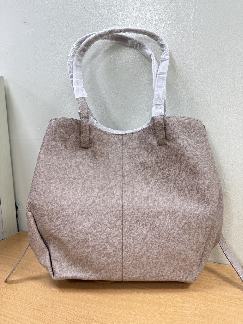Polene Cyme Large Shoulder Bag (Category: Shoulder Bags) located in Manila. Submitted by claraandluna (Listing ID 1428209464, Image 2). Description: Brand New Polene Cyme Taupe color Comes with dust bag .