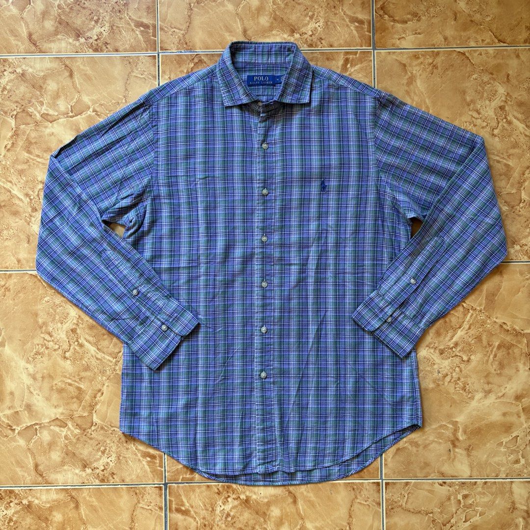 POLO BY RALPH LAUREN BUTTON UP LONG SLEEVES (Category: Tshirts & Polo Shirts ) located in Manila. Submitted by mikodvn (Listing ID 1428134636, Image 2). Description: POLO BY RALPH LAUREN BUTTON UP LONG SLEEVES SIZE MEDIUM ON TAG FITS LARGE WxL 22x29.5 9.5/10 CONDITION.