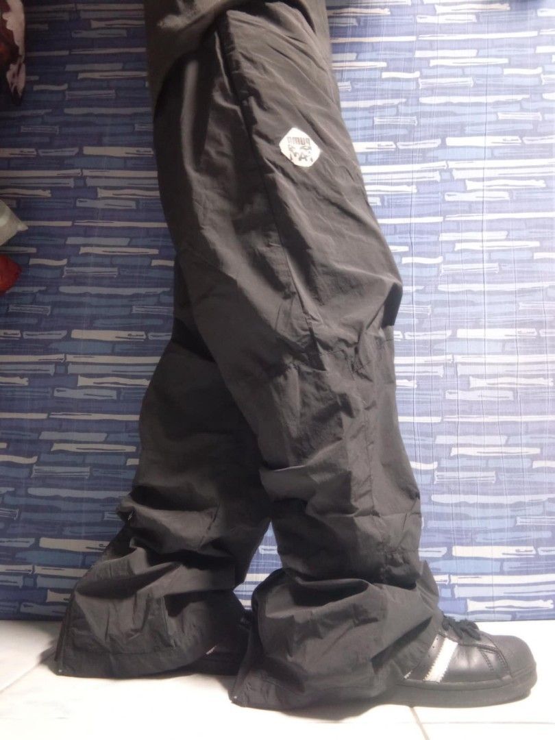 PUMA x P.A.M Trackpants (Category: Joggers) located in Manila. Submitted by ravrev (Listing ID 1428101549, Image 2). Description: Excellent and Tough Fabric Condition (Little Distress) -Dimes: W: Free (37 max) L: 39 H: 9 to 10.