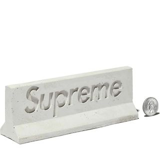 (Category: ) located in . Submitted by supreme_ss_shop4 (Listing ID 1428179814, Image 1). Description: .