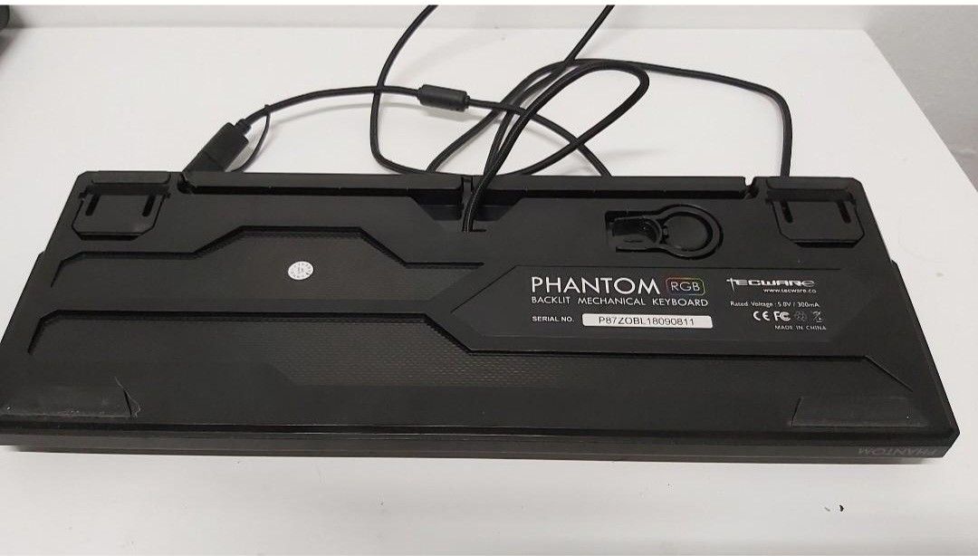 Tecware Phantom TKL (Category: Computer Keyboard) located in Kuala Lumpur. Submitted by mic_store (Listing ID 1428198221, Image 2). Description: Tecware Phantom TKL Blue Switch Condition 8.5/10 Casual and gentle use, so everything is functioning properly and well. No damage to the body of the keyboard. Only thing is dust that can be cleaned and polished. DM me for more info.