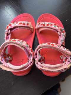 (Category: ) located in . Submitted by rosecollections (Listing ID 1428207220, Image 1). Description: .