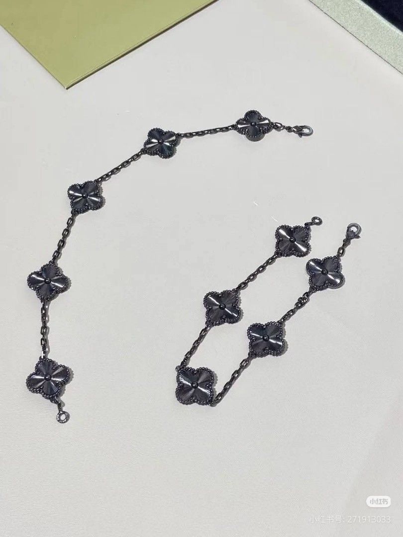 Van Cleef & Arpels Alhambra Bracelet (Category: Luxury Accessories) located in Manila. Submitted by celstainlessjewelry (Listing ID 1428187810, Image 2). Description: Elegant Van Cleef & Arpels Alhambra bracelet. Features a clover design with a dark, possibly onyx, stone. The bracelet has a chain link design and a clasp closure. Comes with the original box. The bracelet is a beautiful piece of jewelry..