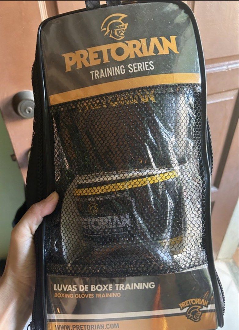 Venum Boxing Bag + Pretorian Boxing Gloves (Category: Combat Sports) located in Lapu Lapu. Submitted by luzu123 (Listing ID 1428108302, Image 3). Description: Like new, ayaw ko na gamitin masakit kamay ko.