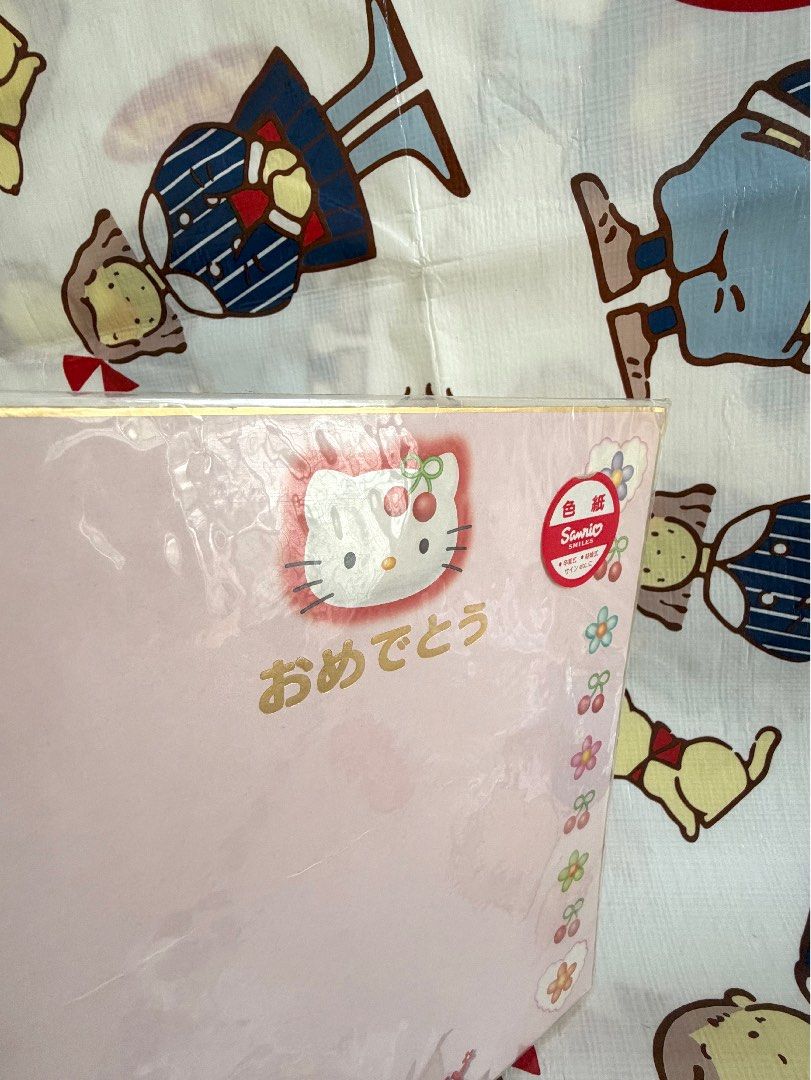Vintage Sanrio Smiles Hello Kitty Message Board (Category: Vintage Collectibles) located in Cebu City. Submitted by kawaiiparty (Listing ID 1428158114, Image 2). Description: New but with flaws, the cardboard inside is crumpled on the edges, pls see pics Never opened With gold lining Vintage 1999 Wysiwyg.