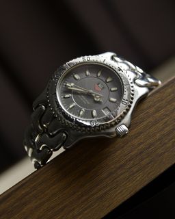 (Category: ) located in . Submitted by watchcollective.ph (Listing ID 1373964193, Image 1). Description: .