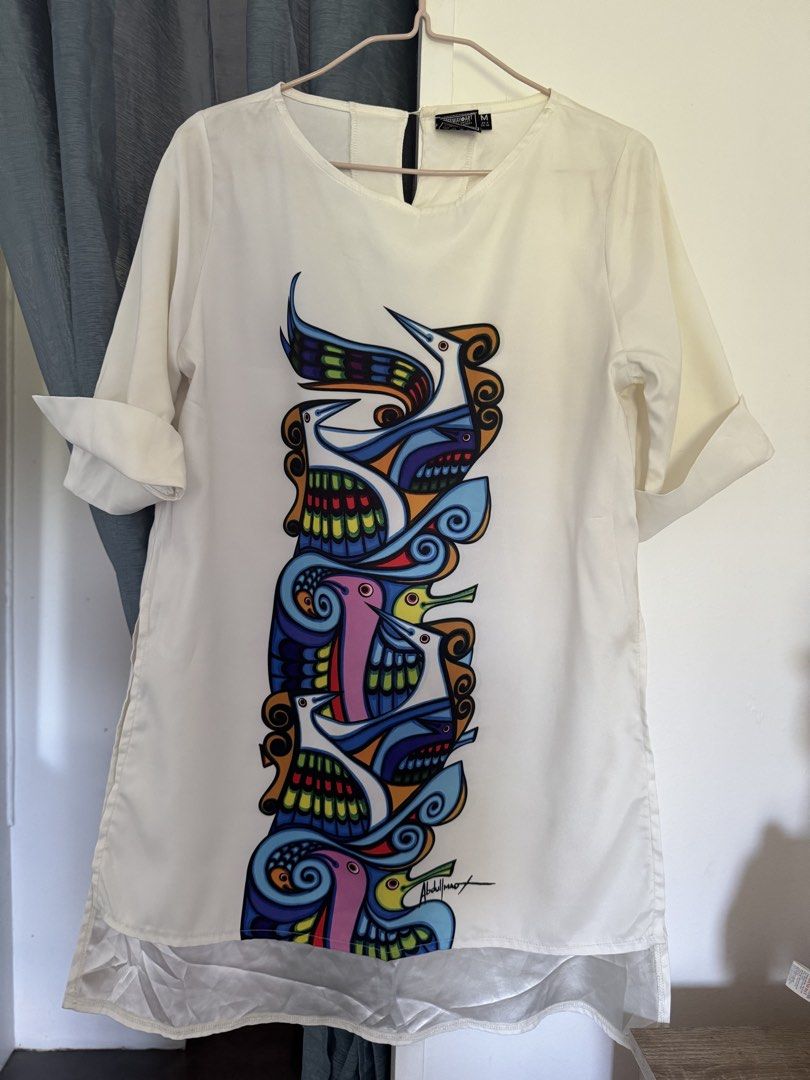 White Bird Print Dress (Category: Dresses) located in Dasmarinas. Submitted by Seri_Mae (Listing ID 1428129914, Image 1). Description: .
