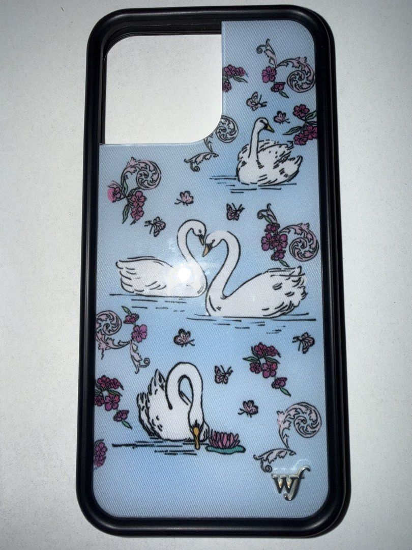 Wildflower case for Iphone 16 pro max (Category: Cases & Sleeves) located in Carmona. Submitted by pepperpot_ (Listing ID 1428167353, Image 3). Description: Bought from 🍊 - Brand new - high quality dupe (no box) - take all Loc: carmona.