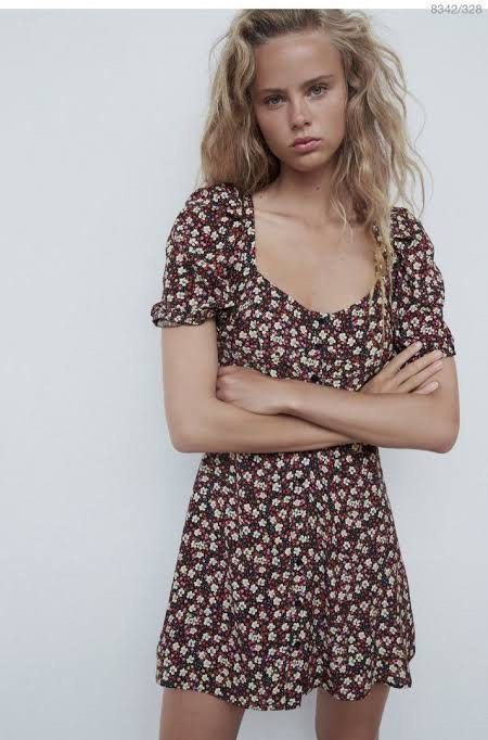 Zara Floral Mini Dress (Category: Dresses) located in Bacolod City. Submitted by 308maria (Listing ID 1428140765, Image 1). Description: .