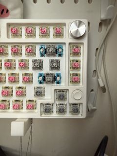 （分類：）位於 。 由 jasontsang69 提交（商品編號 1426680582，圖片 1）。簡介： 。