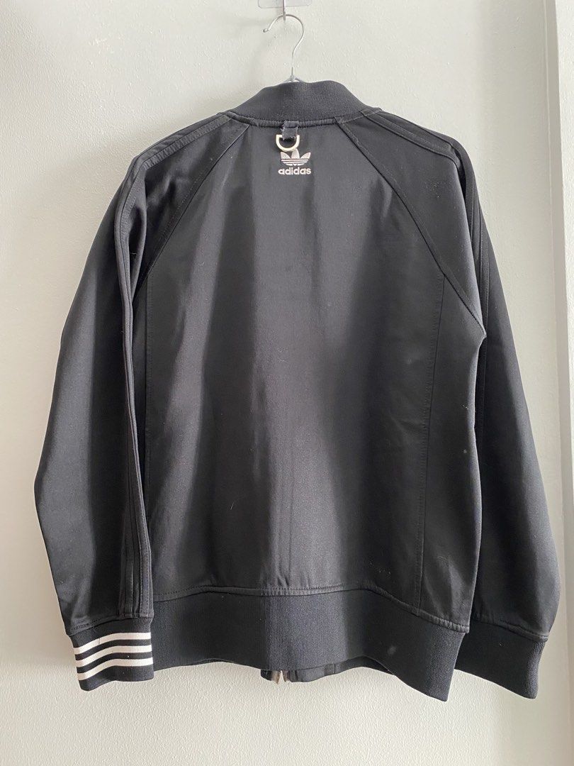 Adidas Mastermind Collaboration Track Jacket (Category: Coats, Jackets and Outerwear) located in Paranaque City. Submitted by sccloset.ph (Listing ID 1428314666, Image 2). Description: - The zipper can be opened and closed, but the lower part of the zipper is damaged. - Method of Payment: GCash - Shipping Method: J&T Express NOTE: Shipping fee will be shouldered by the buyer..