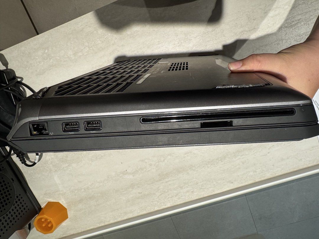 Alienware 17 Gaming Laptop412456077356574723