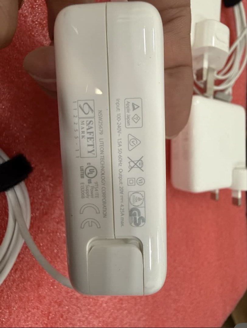 Apple 85W MagSafe 2 Power Adapter409591822764615683