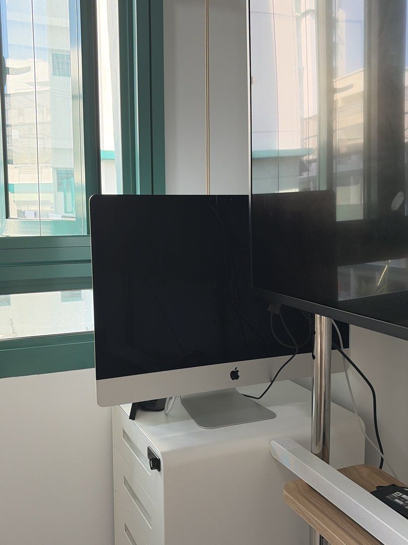 Apple iMac Desktop Computer 2017413264487740887040