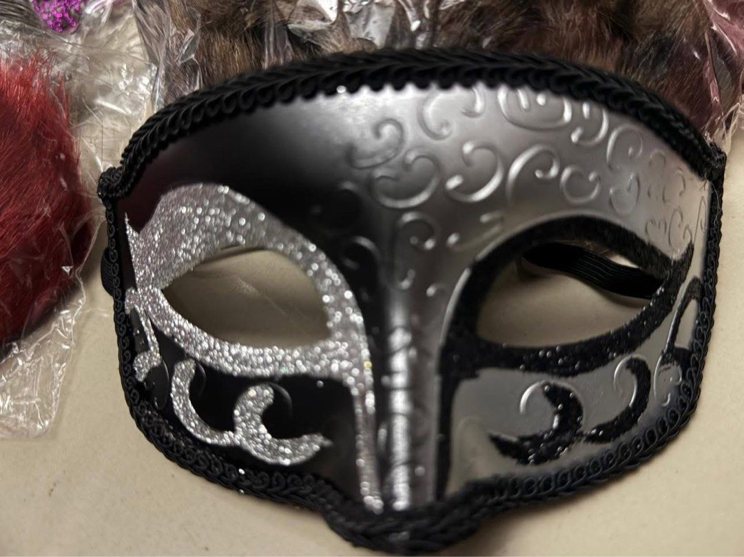 Assorted Decorative Masquerade Party Masks - 17 pcs (Category: Occasions & Party Supplies) located in Mandaluyong City. Submitted by elainelawenko (Listing ID 1428322505, Image 3). Description: .