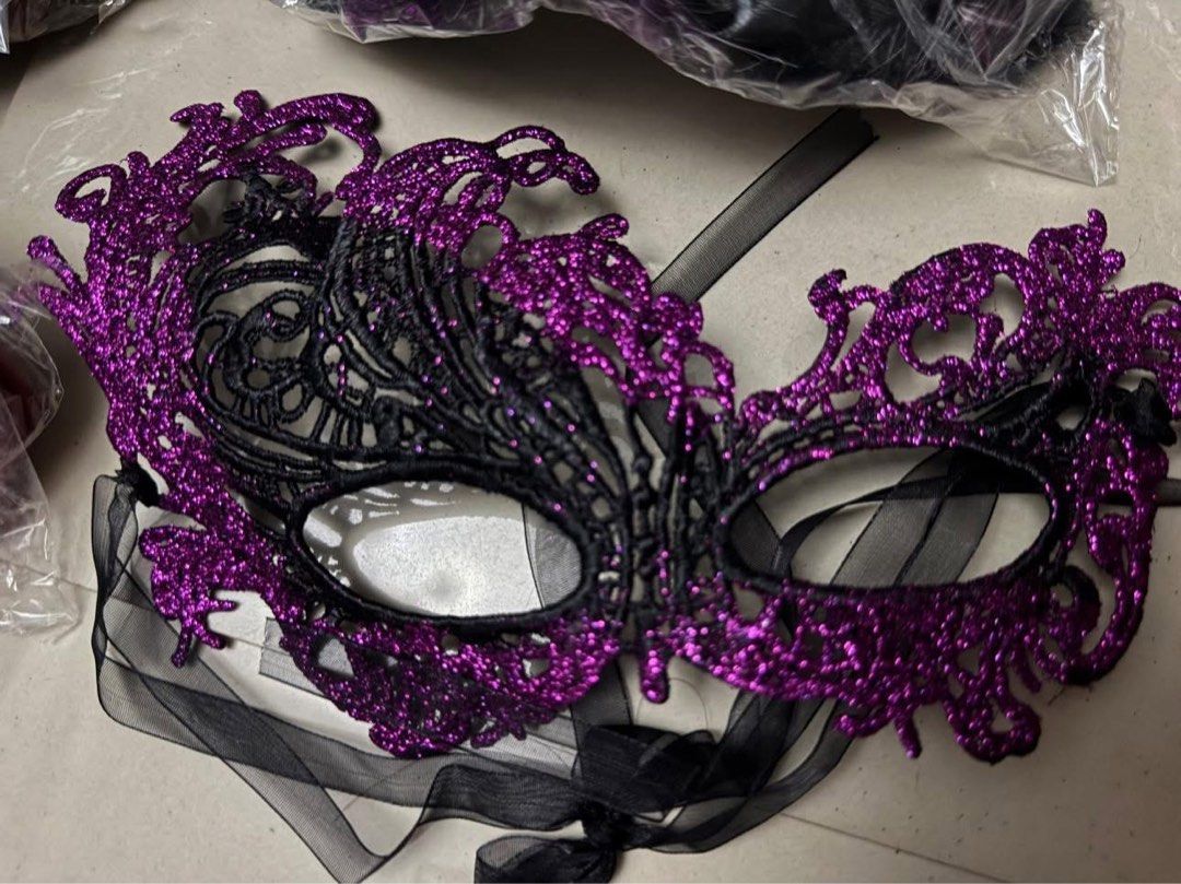 Assorted Decorative Masquerade Party Masks - 17 pcs (Category: Occasions & Party Supplies) located in Mandaluyong City. Submitted by elainelawenko (Listing ID 1428322505, Image 2). Description: .