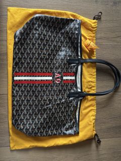 (Category: ) located in . Submitted by breakmyfashion (Listing ID 1428269939, Image 1). Description: .