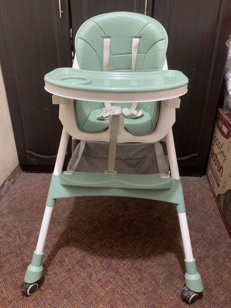 Baby High Chair with Tray (Category: Baby High Chairs) located in Muntinlupa City. Submitted by k1717 (Listing ID 1428263090, Image 3). Description: High Chair Complete strap Foldable Detachable plate Adjustable dinner plate fit to bigger baby With working wheels Needs a little cleaning but perfectly working no damage.
