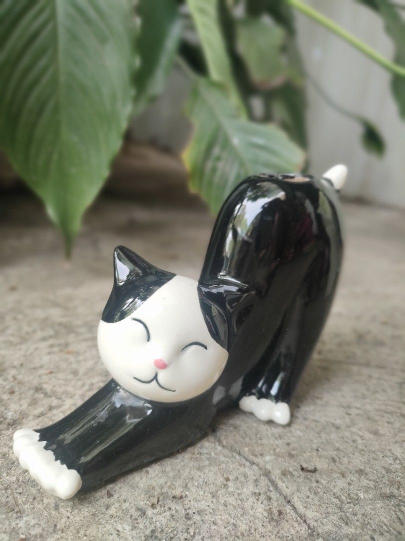 BLACK AND WHITE CAT DISPLAY COLLECTION neko (Category: Announcements) located in Cavite. Submitted by annek_annek (Listing ID 1428329609, Image 1). Description: PLEASE DM FOR MORE INFO ITEMS ARE STILL FROM SURPLUS, PLEASE DO MANAGE OUR EXPECTATION. MOP : BDO,BPI,GCASH,MARIBANK MOD: LALAMOVE, FLASH EXPRESS.