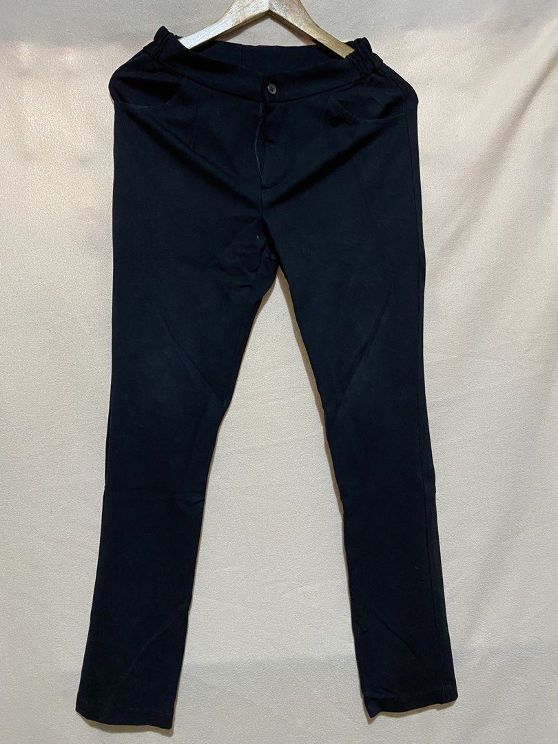 Black Pants with issue (Category: Other Bottoms) located in Caloocan City. Submitted by declutterbycha (Listing ID 1428393957, Image 1). Description: -garterized -tahiin na lang po ang stitching issues 💰MODE OF PAYMENT: Unionbank, Maribank, Gotyme, Gcash 📦MODE OF DELIVERY: LBC Express, J & T Express, Grab, Lalamove .