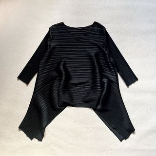 (Category: ) located in . Submitted by ekses (Listing ID 1428344288, Image 1). Description: .