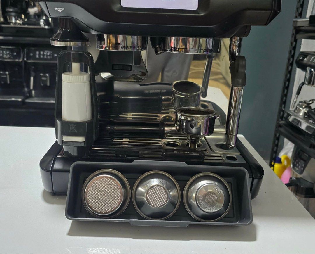 Breville Barista Touch Espresso Machine (Category: Coffee Machines & Makers) located in Taytay. Submitted by mikz_1303 (Listing ID 1428336856, Image 3). Description: Breville Barista Touch Espresso Machine Australian mall pull out Used as demo unit Inclusion Tamper 3 filter cups Milk Jugg Portafilter No issue 45k.