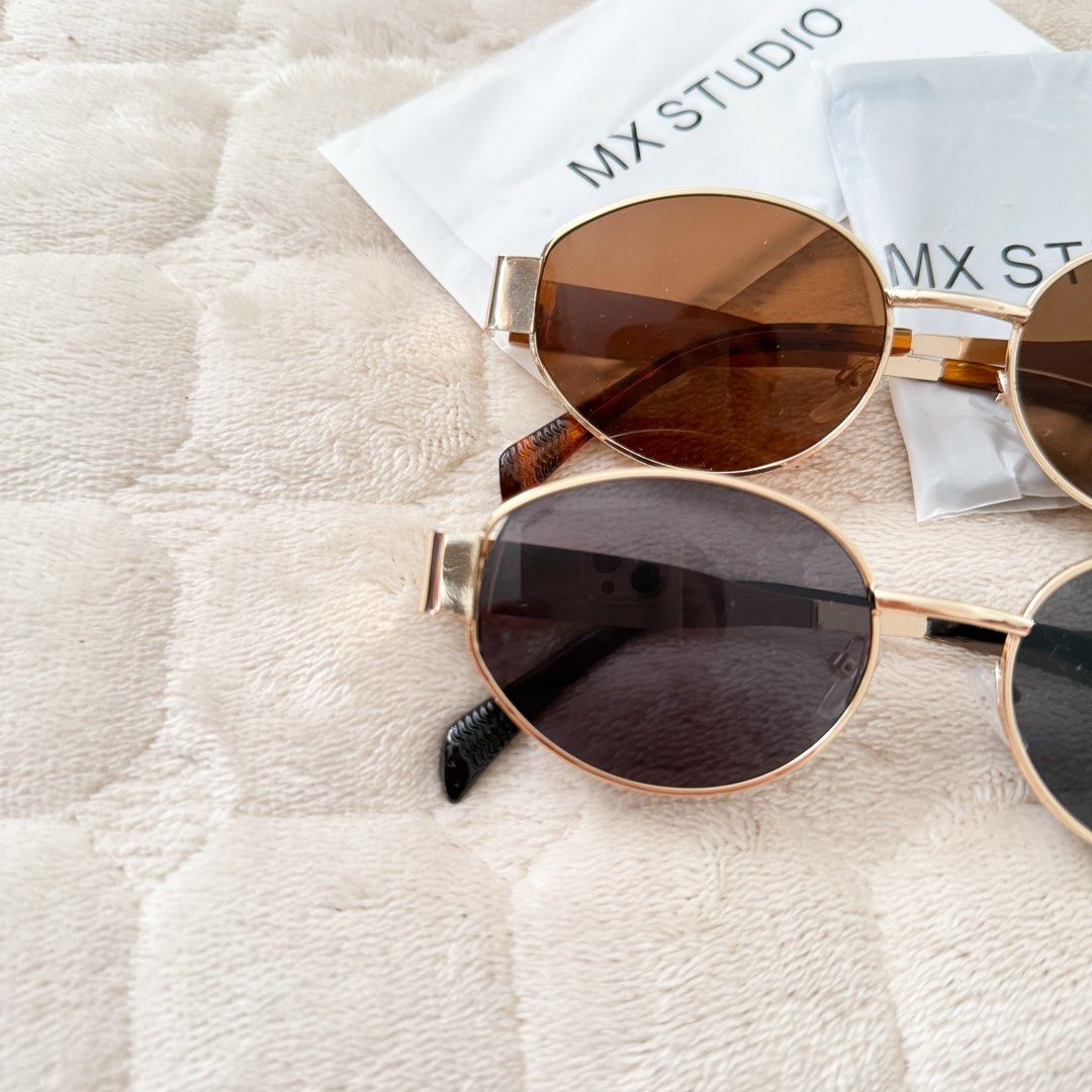 BUNDLE 🎀 Black & Brown Oval Sunglasses (Category: Sunglasses & Eyewear) located in Antipolo. Submitted by rosywardrobe (Listing ID 1428349126, Image 3). Description: 🎀 MAKE READING A HABIT 🎀 • No order form, no reservation! • Strictly 1 day reservation • Payment first before order processing • No return, No exchange • Don’t make an offer if you’re not 100% sure • No shipping every weekends — PAYMENT CHANNELS — • GCash • Gotyme • Maya • BDO • B