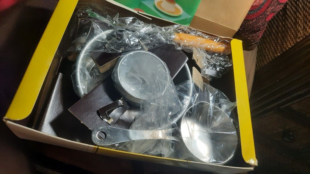 Cake making set steel Mon Chere New boxed Japan (Category: Bakeware) located in Manila. Submitted by luckycharm_215 (Listing ID 1428389747, Image 2). Description: New.