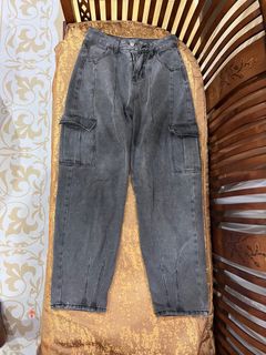 (Category: ) located in . Submitted by item.sendiri.letgo (Listing ID 1428311499, Image 1). Description: .