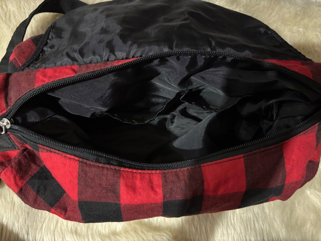 Checkered Shoulder Bag Alternative Punk Alt (Category: Sling Bags) located in Manila. Submitted by rurusaid (Listing ID 1428363736, Image 3). Description: has stains (see pic) zippers are working pockets are in good condition overall inside of the bag in good condition no rips .