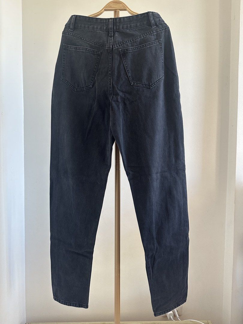 Cotton On Original Mom Jeans (Category: Jeans) located in Cebu City. Submitted by lalalilly (Listing ID 1428325161, Image 2). Description: .