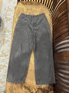 (Category: ) located in . Submitted by item.sendiri.letgo (Listing ID 1428311953, Image 1). Description: .