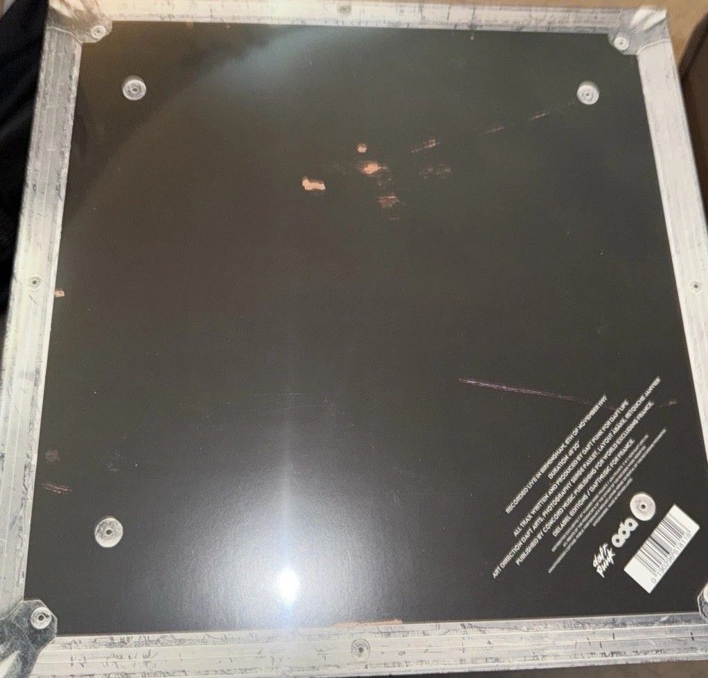 Daft Punk Alive 1997 Box (Category: CDs & DVDs) located in Manila. Submitted by jhenaloymerchandise (Listing ID 1428273410, Image 2). Description: Daft Punk - Alive 1997 = ₱3,500 Brand New sealed made in Germany .