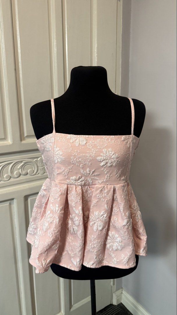 Floral Elegant Pink Peplum Top (Category: Sleeveless) located in Caloocan City. Submitted by da_closet (Listing ID 1428358784, Image 1). Description: .
