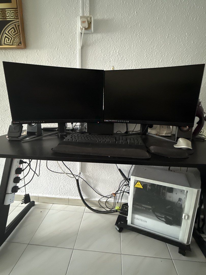Gaming PC Setup with Dual Monitors413264484804208640