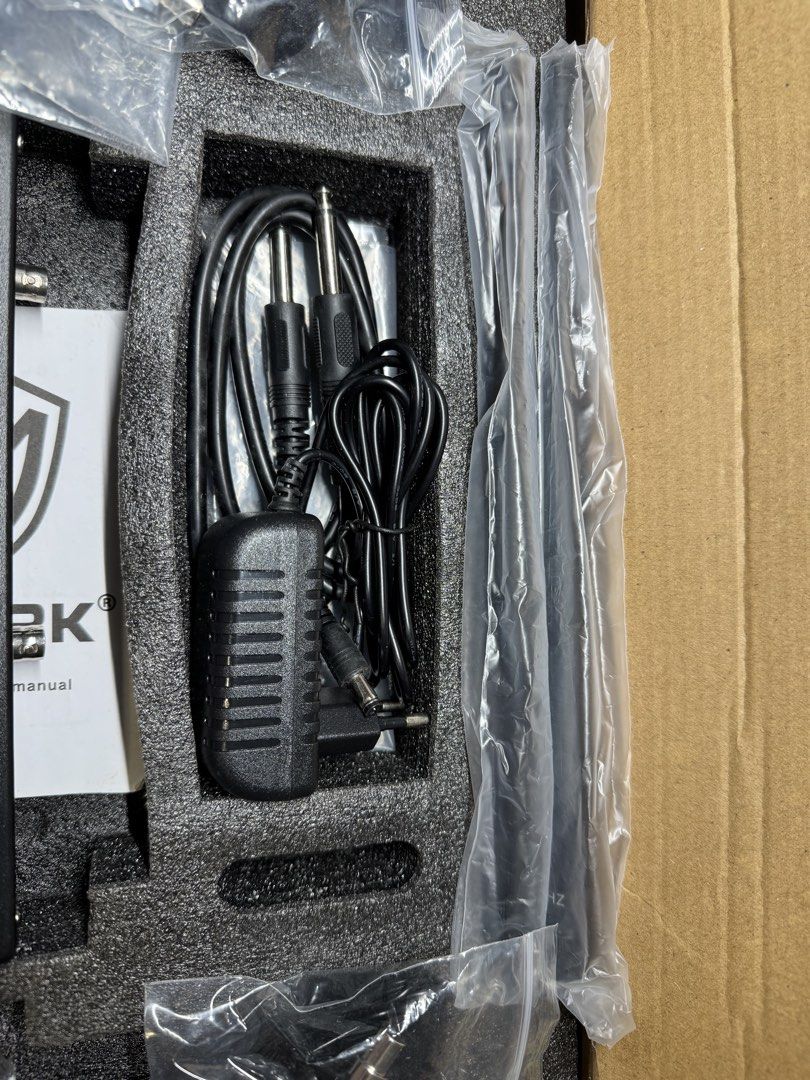 G-MARK EW100 FM UHF Wireless Microphone System414167322308782083