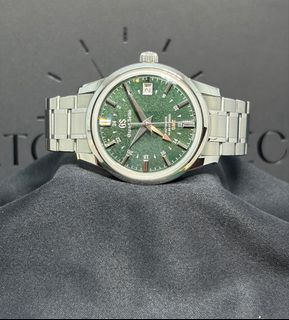 (Category: ) located in . Submitted by watchconnect (Listing ID 1428393498, Image 1). Description: .