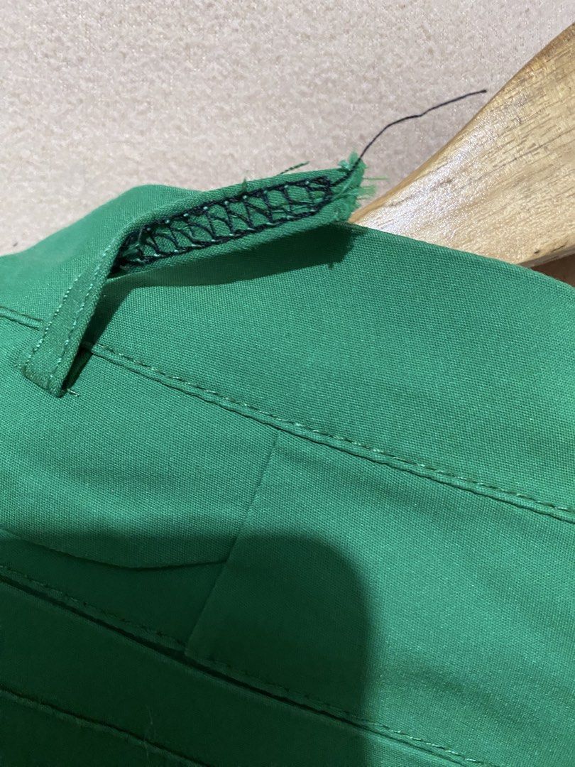 Green Pants - Size 30 (Category: Other Bottoms) located in Caloocan City. Submitted by declutterbycha (Listing ID 1428393314, Image 3). Description: -Size 30 -has minor issue (see photos for reference) 💰MODE OF PAYMENT: Unionbank, Maribank, Gotyme, Gcash 📦MODE OF DELIVERY: LBC Express, J & T Express, Grab, Lalamove .