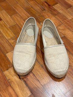 (Category: ) located in . Submitted by preloved_tdc (Listing ID 1428390345, Image 1). Description: .