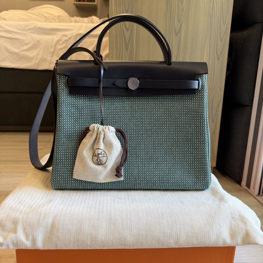 Hermes Herbag 31 Quadrille (Category: Luxury Bags & Wallets) located in Makati City. Submitted by geraldrd (Listing ID 1428363241, Image 1). Description: Unused Full set no receipt No flaws Thicker than the regular Herbag canvas, more expensive in store too.
