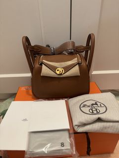 （分類：）位於 。 由 lc.luxury 提交（商品編號 1428333701，圖片 1）。簡介： 。